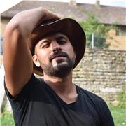 Fui profesor en varios colegios de Quimica, Fisica, Matematicas y laboratorios